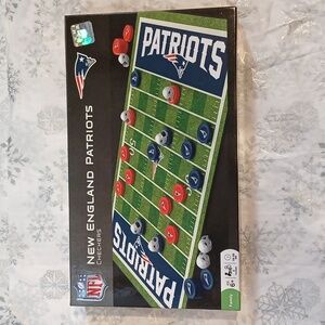 New England Patriots Checkers Set